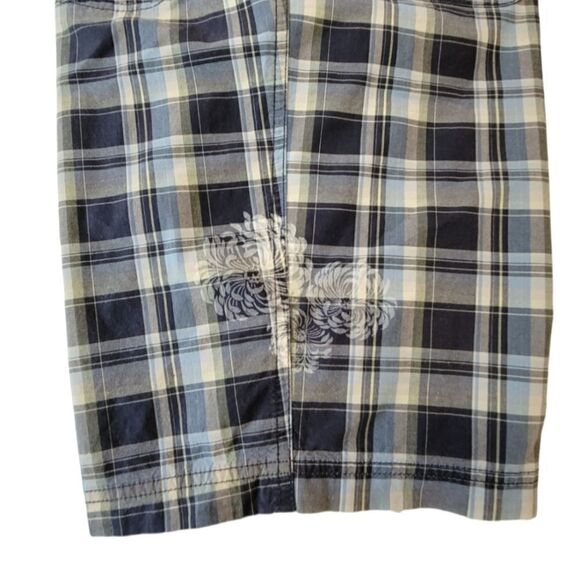 Columbia Blue Plaid Double Snap Bermuda Shorts Size 10 - Picture 3 of 6